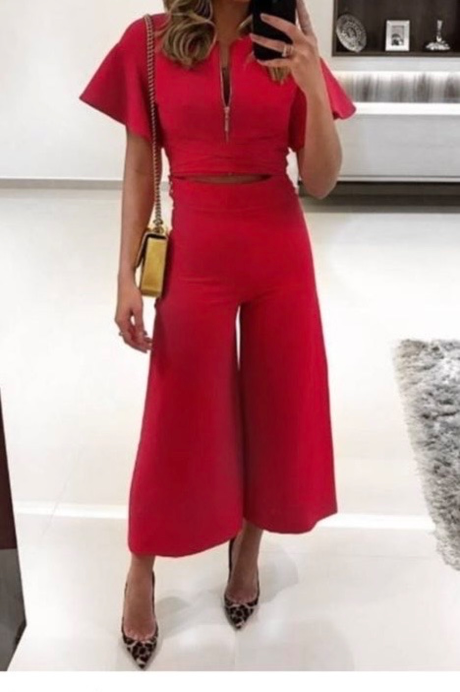 Conjunto vermelho