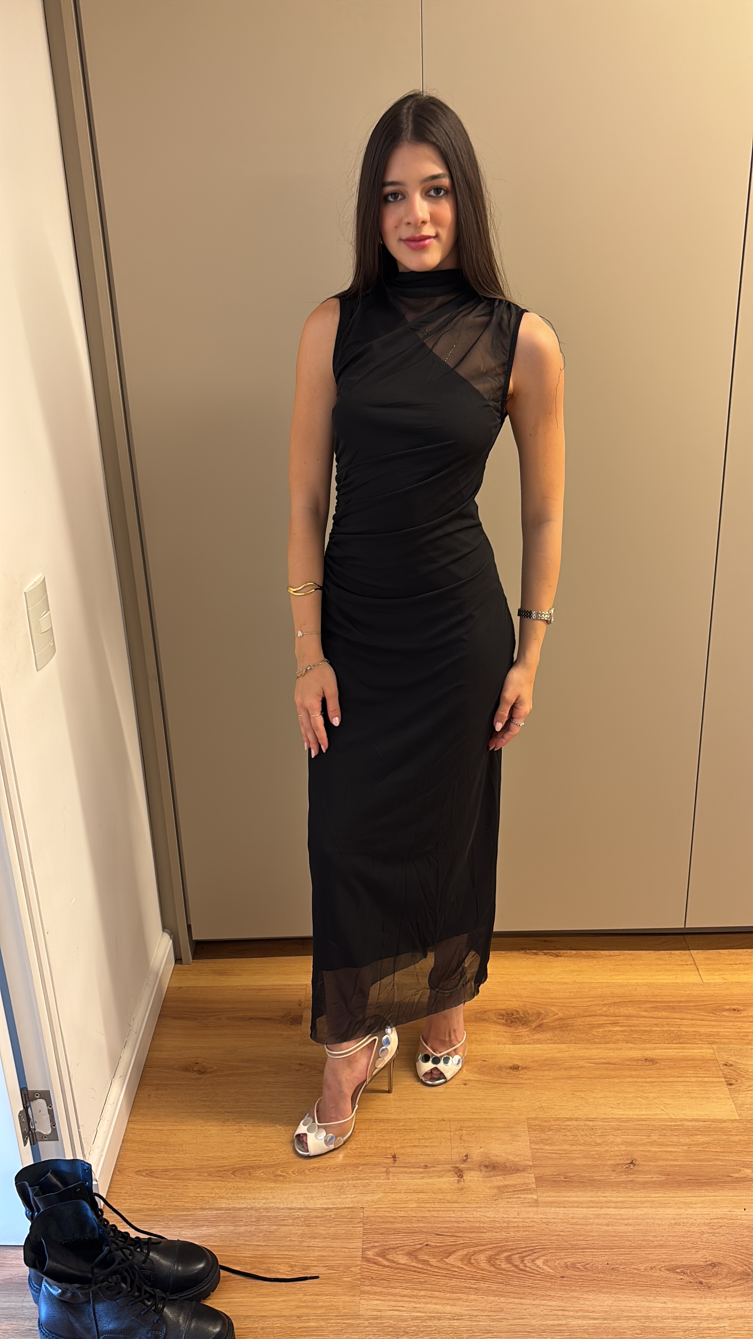 Vestido preto reto
