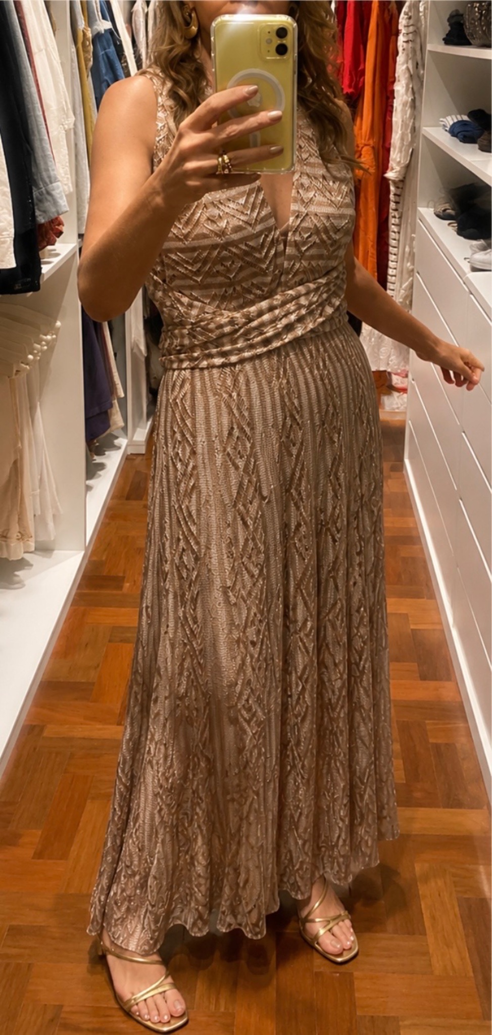 Vestido Malha dourado